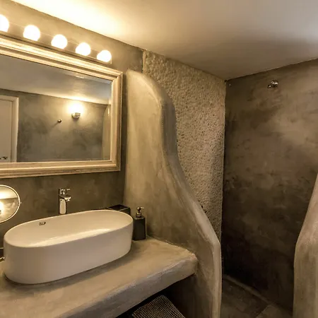 Corfos Apartment *
